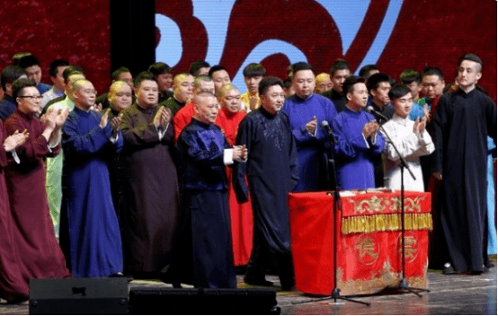 德云社天津分社开张,场面热闹火爆,100元门票疑炒到5000元