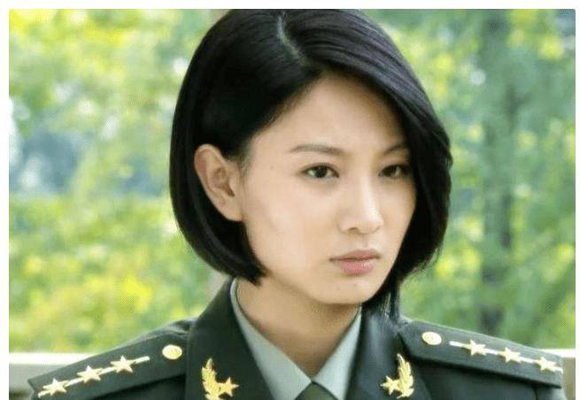 她和吴京的搭档拍戏走红,被称为"军旅界女神"现在34岁