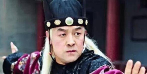在武侠剧《天下第一》中,他饰演的就是让人恨得牙痒痒的大反派曹正淳