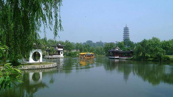 外国游客拍下扬州一处美景引起西方网友热议中国真的是太美了