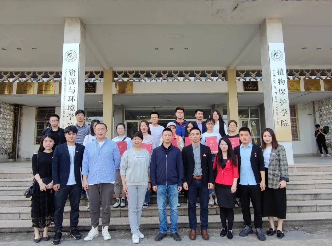 为落实学校关于"学业导师"的文件精神,4月29日,阳光学院人工智能学院