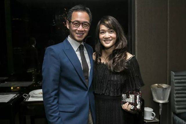 原创爷爷是郑裕彤丈夫也是百亿富豪她却靠着自己再赚到百亿家产