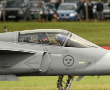 南非空军装备的瑞典鹰狮战机
