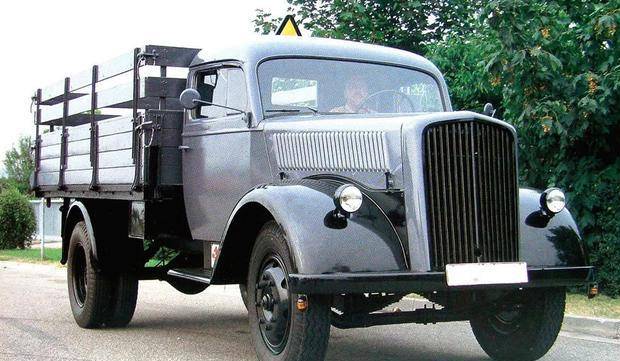 第二次世界大战德国军用卡车知多少 欧宝担任主力 奔驰等充当辅助