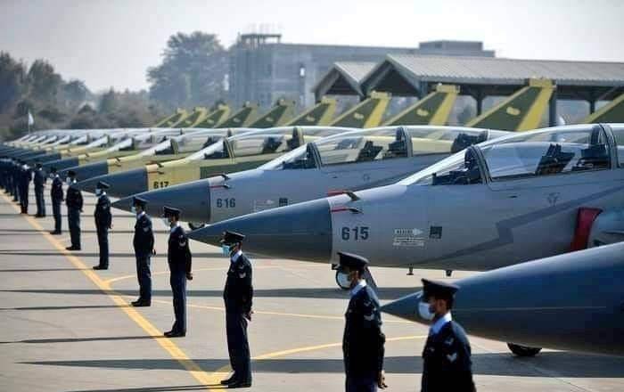 原创巴基斯坦空军走进新时代!双座枭龙战机全部交付 枭龙3开始量产