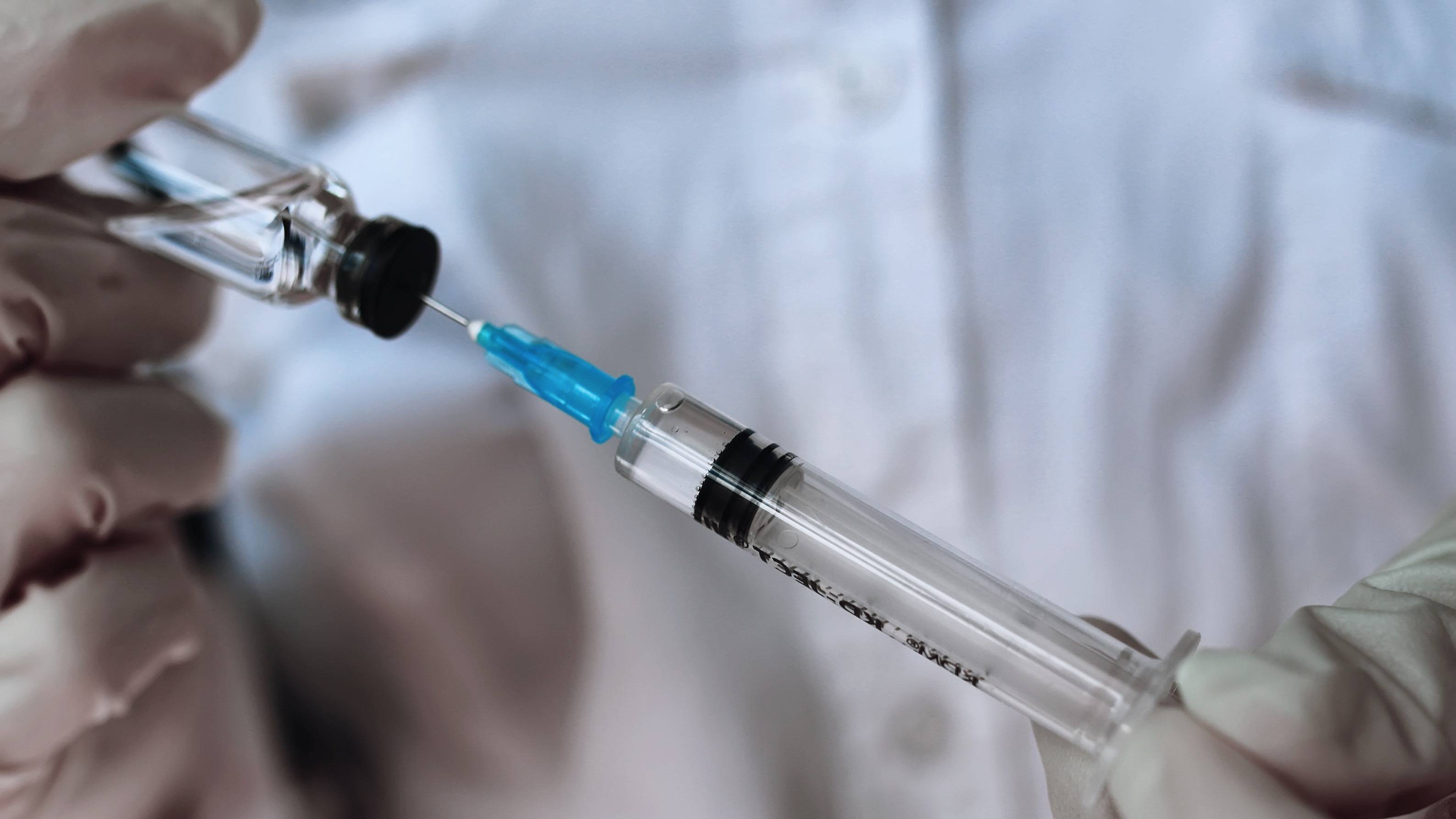 目前的新冠疫苗能否应对变异毒株?第二剂疫苗错过时间