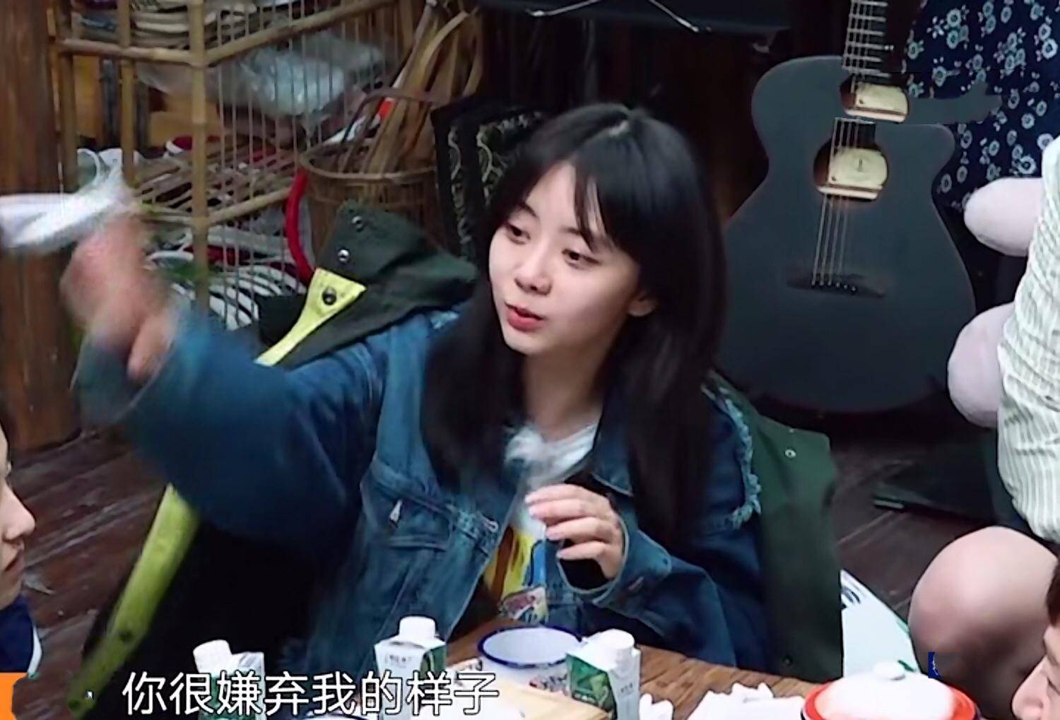 谭松韵谈妈妈去世忍不住落泪,何炅亲自帮她澄清与欧豪