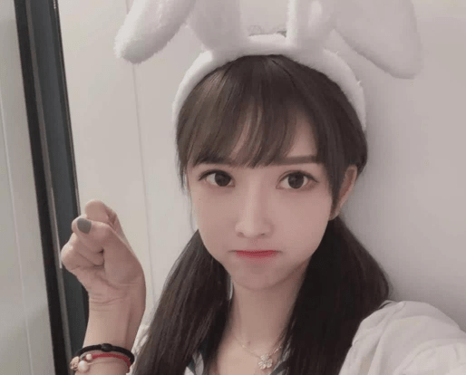 原创斗鱼"偷心舞会"即将解锁!毛子携三位黑丝美女主播强势出镜