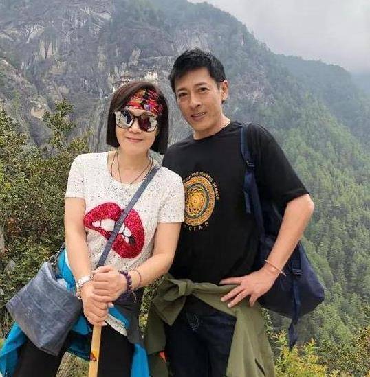 "令狐冲"吕颂贤和妻子麦景婷恩爱26年,只吃素食,为何没生孩子