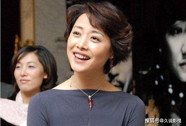 她21岁成名,结婚三次,51岁又回到第一任丈夫张健身边!