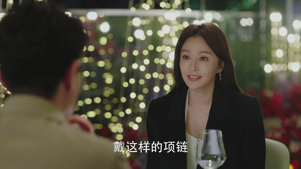 好离谱,王鹤棣李宗翰深夜火锅局不见秦岚身影?
