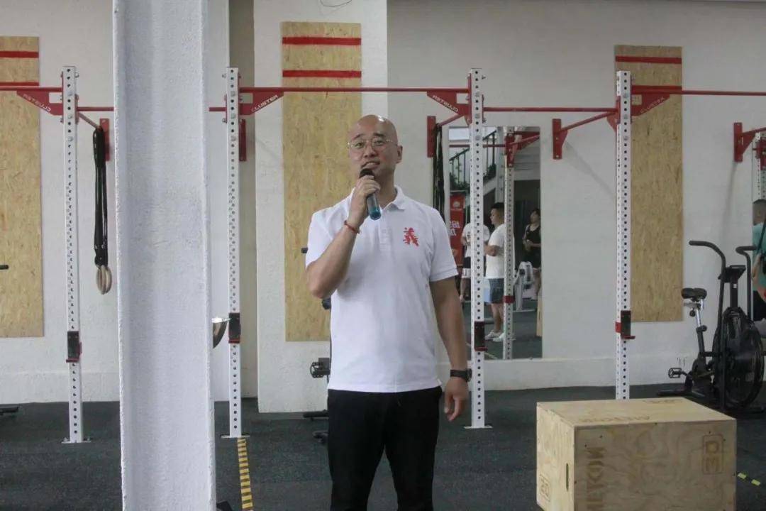 人肖飞,乐风跑团团长刘晓磊,知名运动博主crossfit黑帆创始人阎子仡