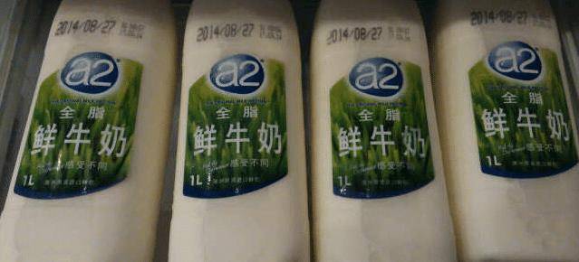 原创都是牛奶,鲜牛奶和纯牛奶有何不同?只需这一招,以后不会弄错了!