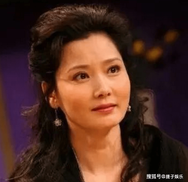 原创她年轻时长得太美却无人追,父亲也为她不再娶,她的魅力有多大?