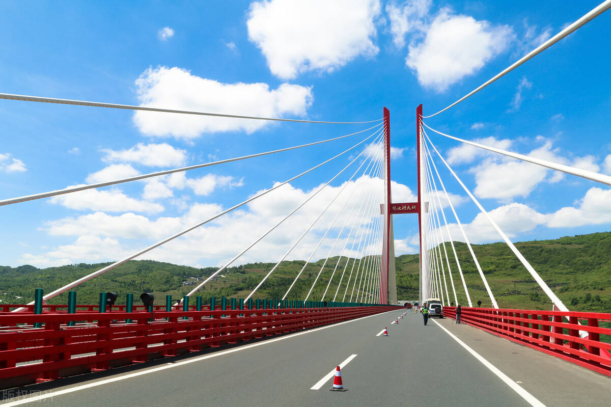 世界上最高的6座大桥,贵州就独占3座,剩下的在哪呢?
