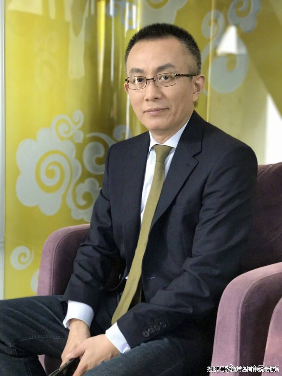原创杨禹,最牛评论员,他是如何从一个普通主持人,成为央视国脸的