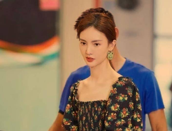 张继科恋上金晨了录制综艺节目后为金晨取爱称眼神宠溺惹争议