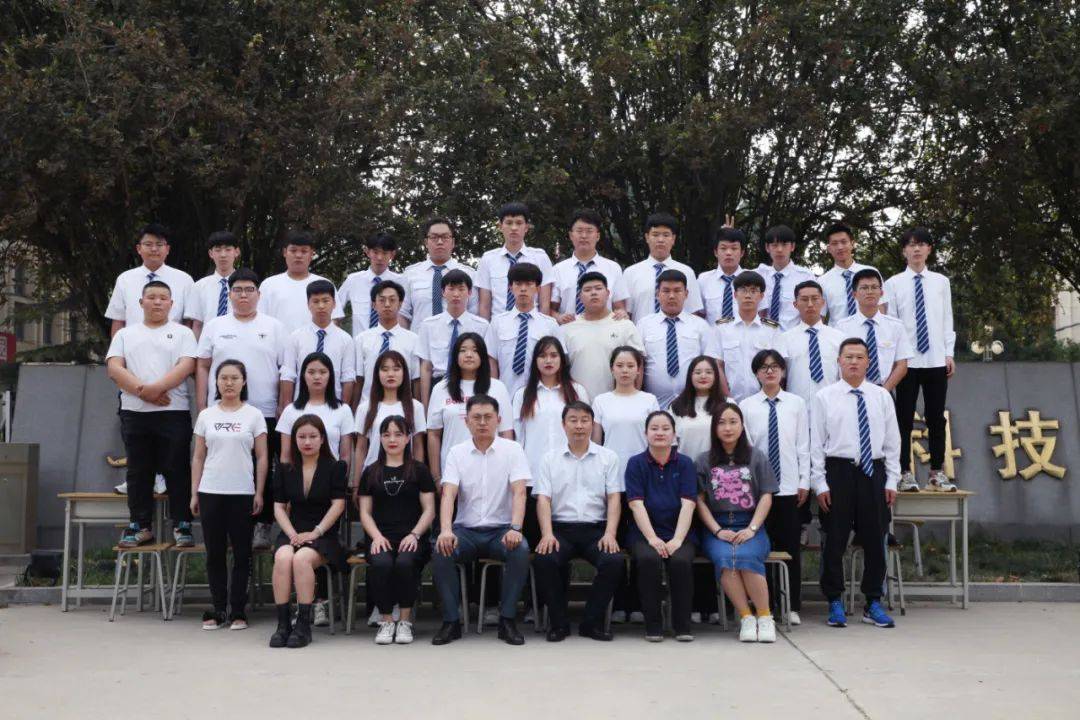 毕业季 | 华北电力大学继续教育学院(保定)再见;青春不再见!