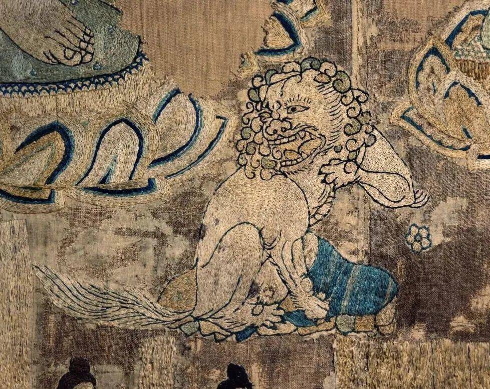 唐代刺绣《凉州瑞像》中已经出现平绣针法 大营博物馆藏