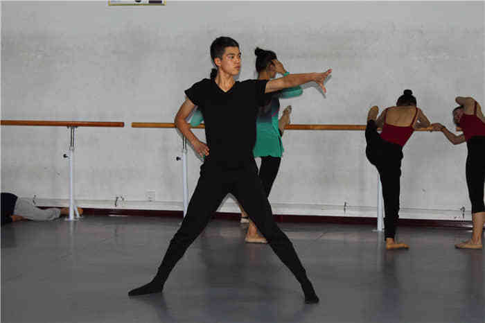 原创舞蹈艺考生可以考什么大学?舞蹈类大学好的有哪些?