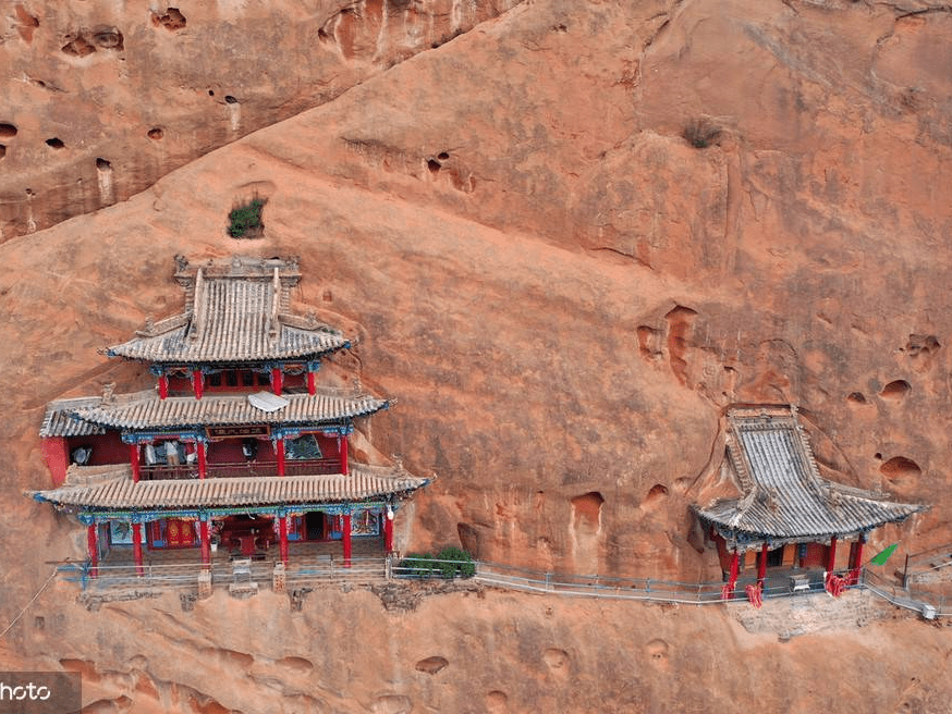 甘肃张掖马蹄寺景区 看藏族风情