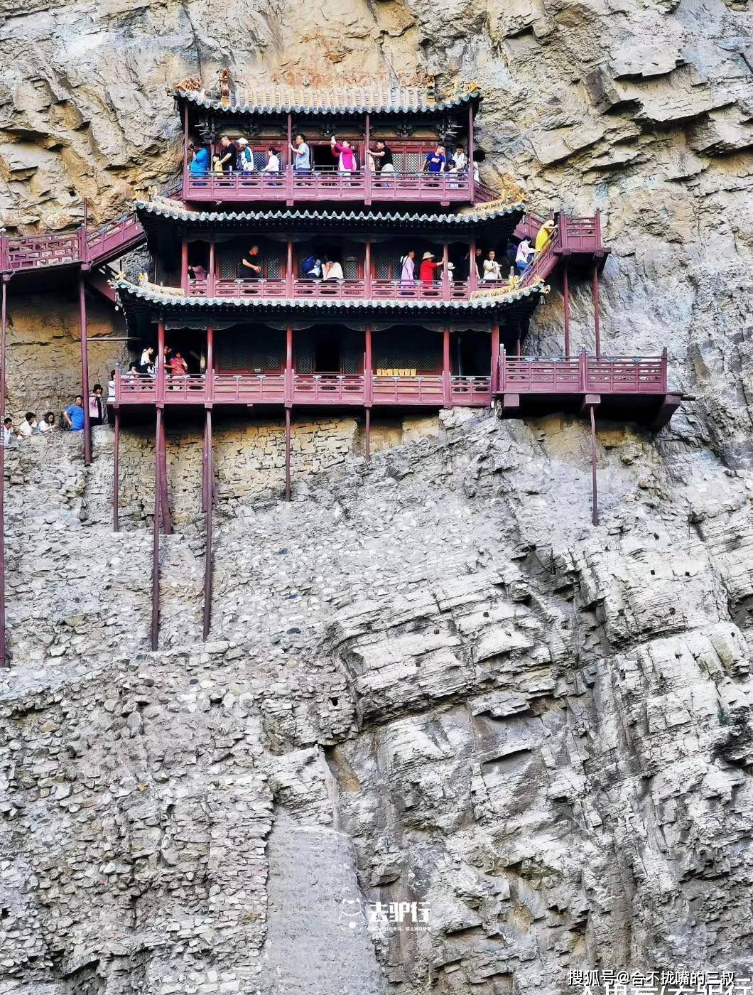 原创钉在悬崖上的古寺:建于1500年前,至今都让人感叹古人智慧