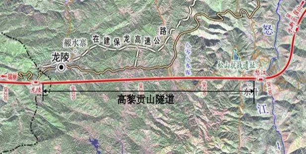 高黎贡山隧道全长34538千米,是亚洲第一长铁路山岭隧道,全隧采用"