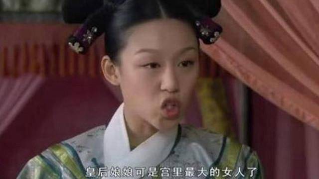 《甄嬛传》里明知道宝鹃是皇后的人,安陵容为什么一直