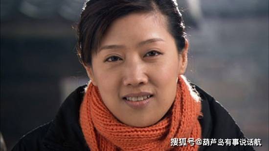 原创李歌,一盆洗脚水感动千万人!生活中她不喜张扬,低调到无人识
