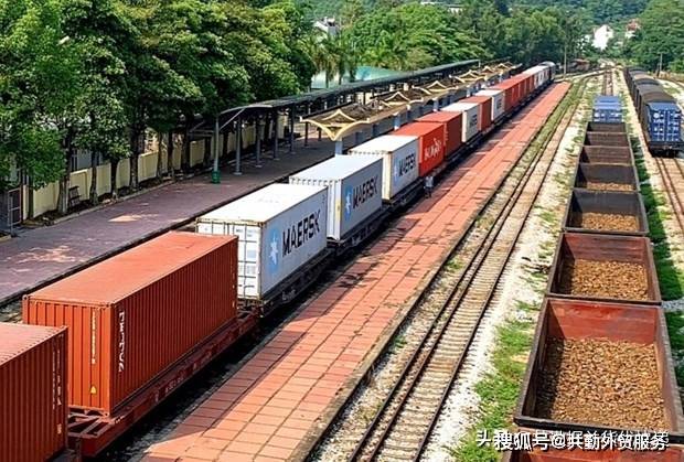 越南铁路公司开通开往比利时的货运列车服务_集装箱