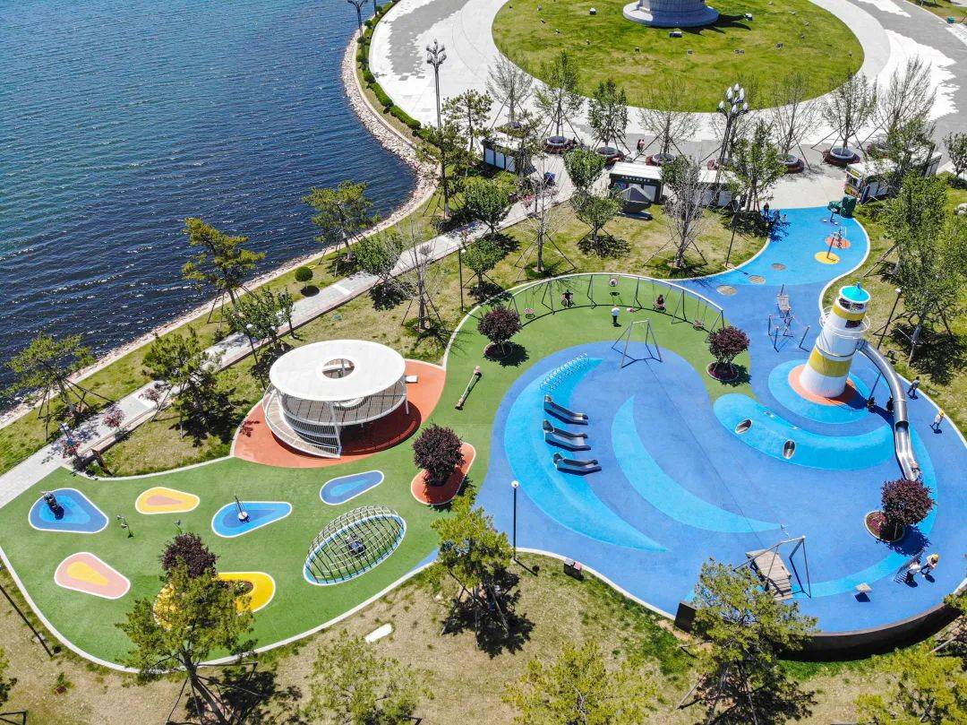 威海石岛凤凰湖公园游乐场地设计在欢乐的海洋上空遨游