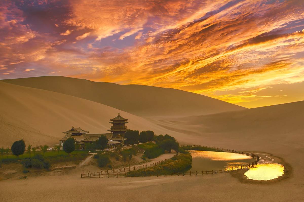 敦煌古城