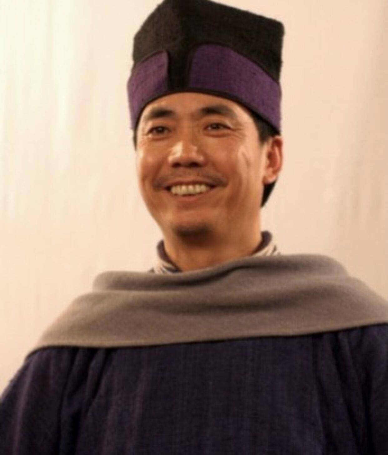 娱乐圈里那些长得很丑,却演技炸裂的男演员们