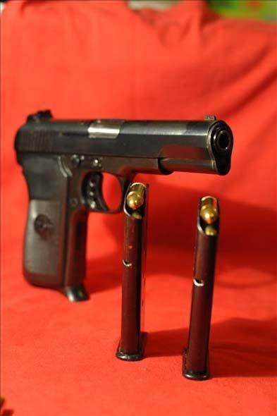 出口美国的国产54-1式手枪采用9毫米口径_子弹