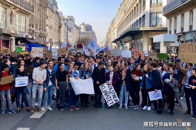 那个天天喊着环保,实际却奢侈浪费的瑞典环保女孩,最终活成笑柄