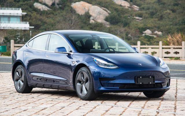 特斯拉model 3与理想one的差距在哪?看车圈韩路的选择