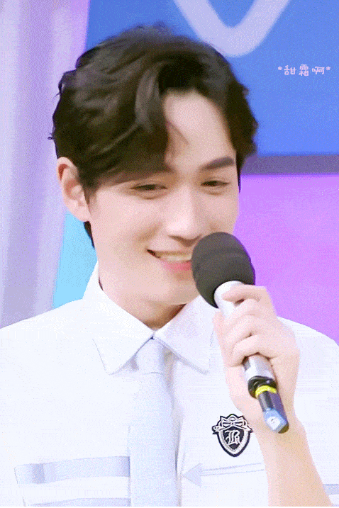 明星花式比心:千玺好撩人,王源好别扭,看到邓伦的分分钟想恋爱