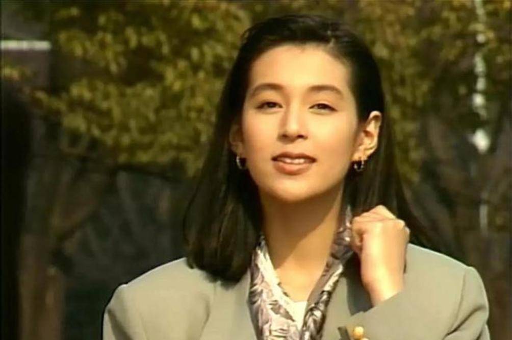 54岁"莉香"铃木保奈美离婚了!23年婚姻结束,网友:不值得同情?