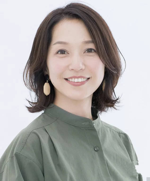 45岁女人想要年轻提气质,试试这五款发型,优雅减龄很时髦