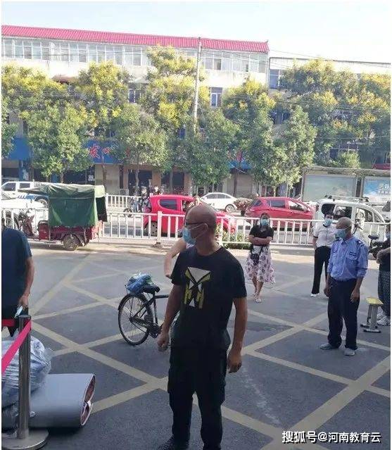 家园无恙 笑颜依旧!确山县第二初级中学复学第一天纪实