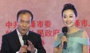 戴志诚抛弃14年发妻多年后见面竟笑嘻嘻主动握手杨蕾咋回应的