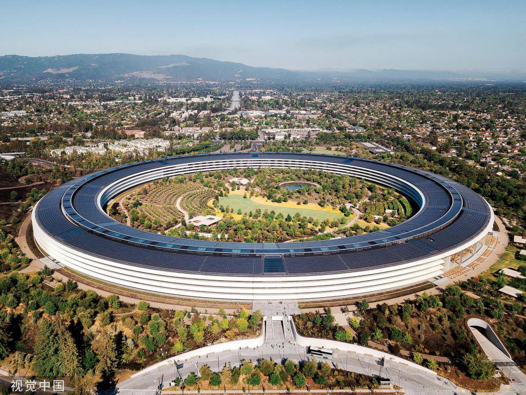 美国加利福尼亚州库比蒂诺市苹果总部那是 1995 年,距离乔布斯重回