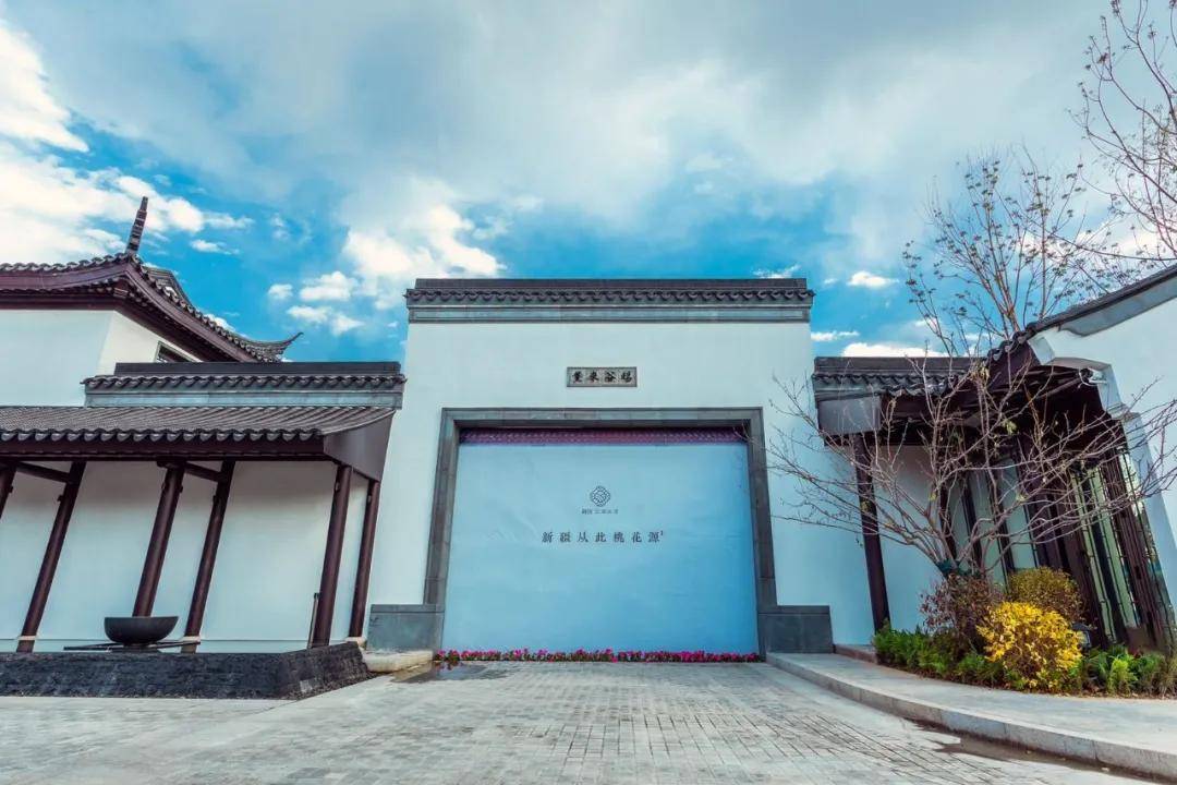 藏于深海光芒初绽乌鲁木齐这个珍贵舒居融创江南桃源正在惊艳首府