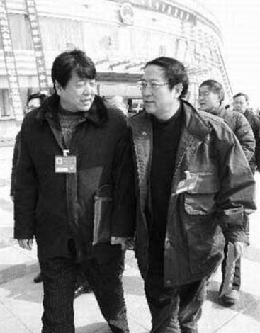 2007年,58岁的牛群和妻子刘肃办理了离婚手续,两个人从青春走到老年
