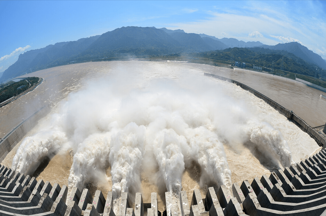 三峡大坝截流24年堆积泥沙18亿吨为何不把沙抽走