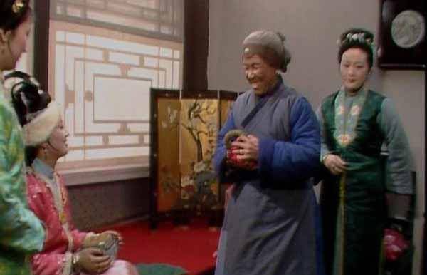 刘姥姥一进荣国府,是带着孙子走了几十里路来的.
