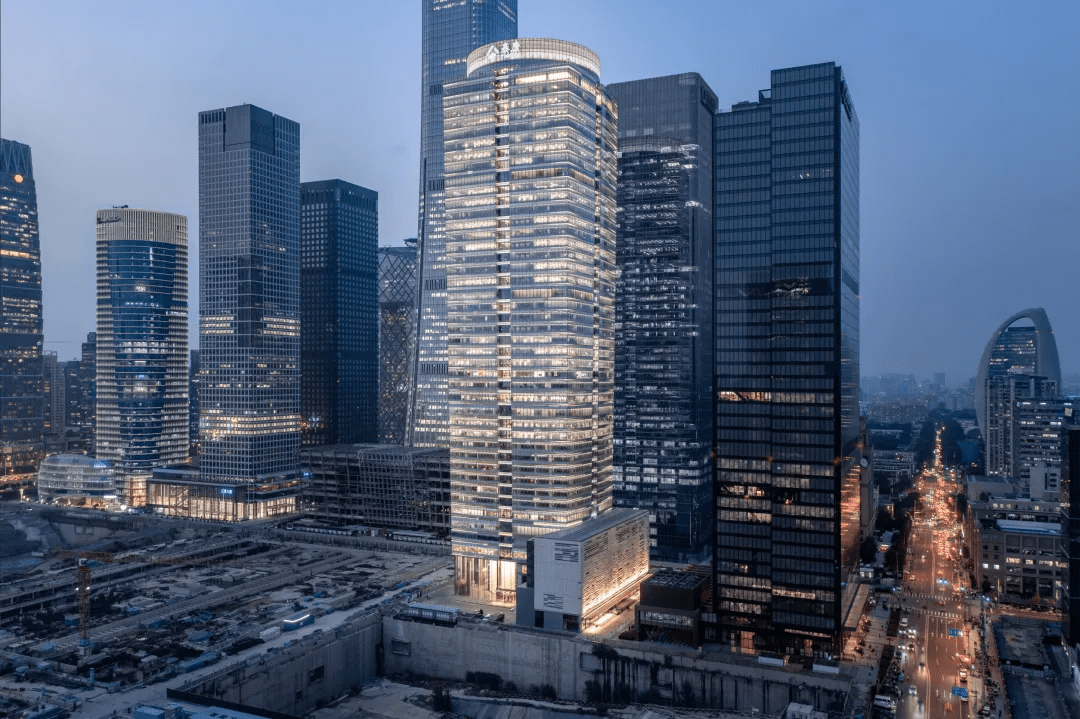 北京cbd新地标泰康保险总部大厦形如传统礼器玉琮