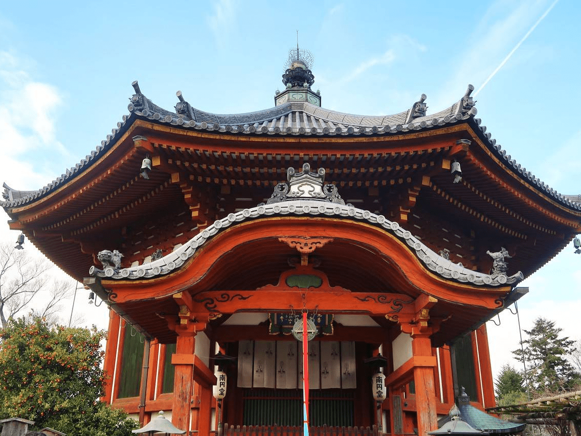 1/5兴福寺是一座位于日本奈良县奈良市登大路町的寺院.