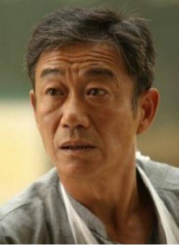 中国最优秀男演员,年仅67岁就去世,如今儿子成大导演