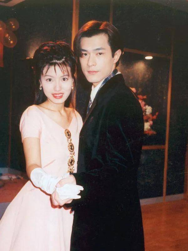 原创黄纪莹古天乐唯一承认过的女友被网曝隐婚生子她该何去何从
